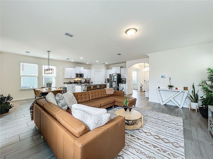 Image No.28-3 Bed House for sale