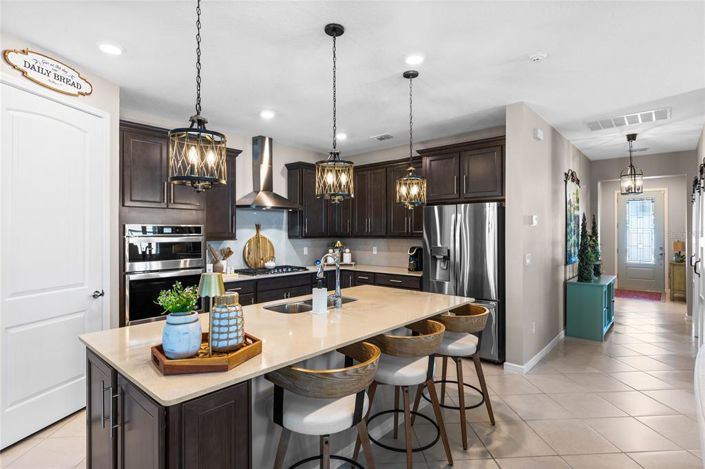 Image No.11-3 Bed House for sale