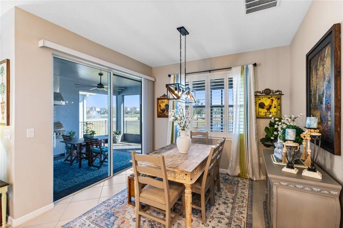 Image No.17-3 Bed House for sale