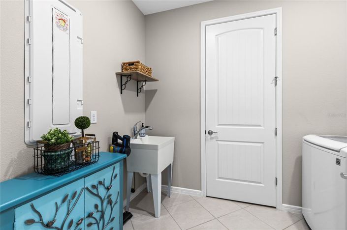 Image No.26-3 Bed House for sale