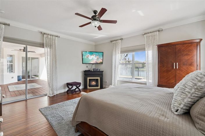 Image No.18-5 Bed House for sale