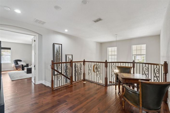 Image No.22-5 Bed House for sale