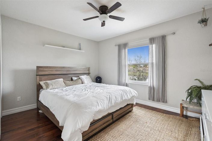 Image No.31-5 Bed House for sale