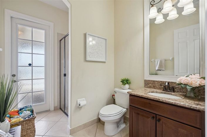 Image No.35-5 Bed House for sale