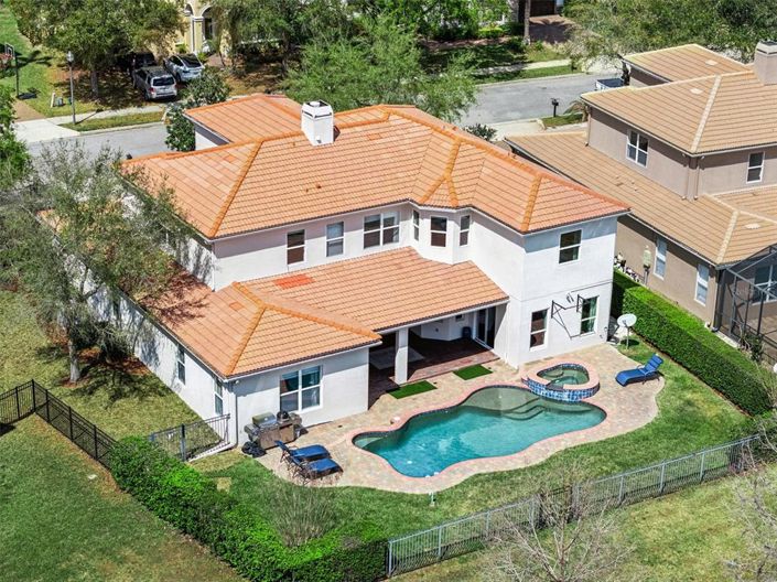 Image No.37-5 Bed House for sale