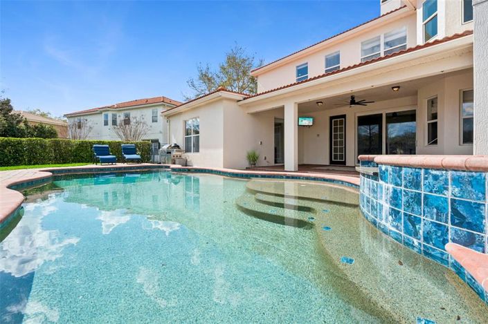 Image No.38-5 Bed House for sale