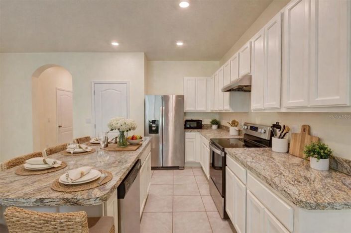 Image No.17-3 Bed Townhouse for sale