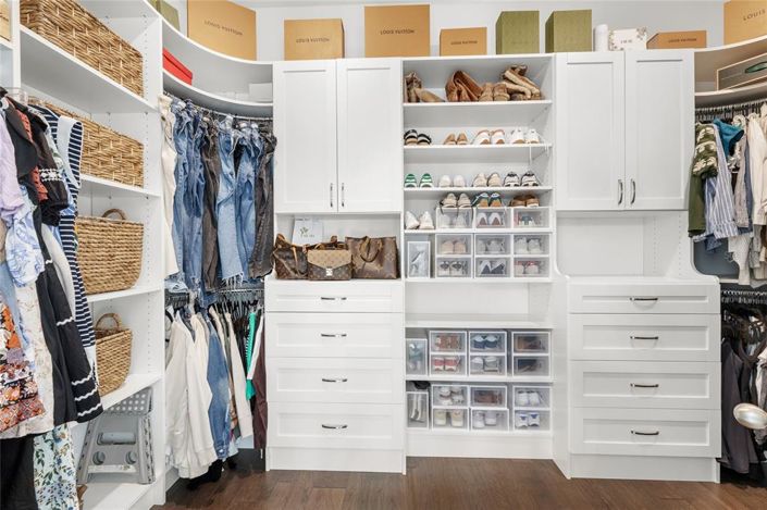 Image No.18-3 Bed House for sale