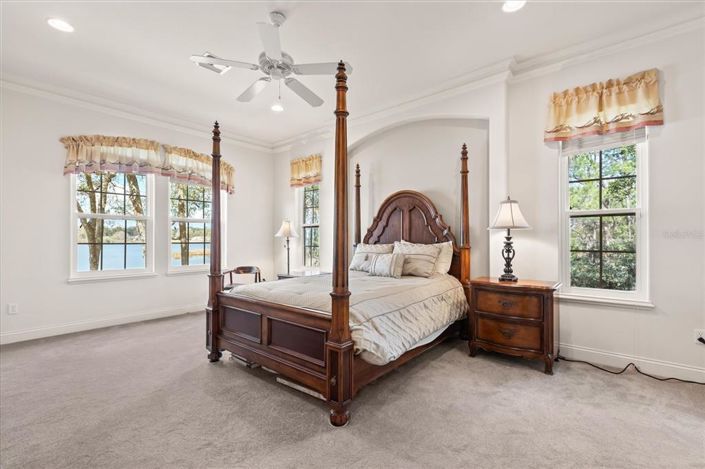 Image No.26-4 Bed House for sale