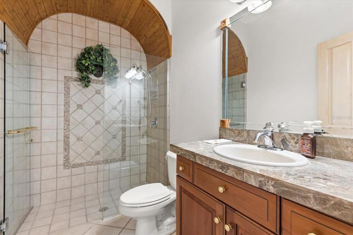 Image No.33-4 Bed House for sale