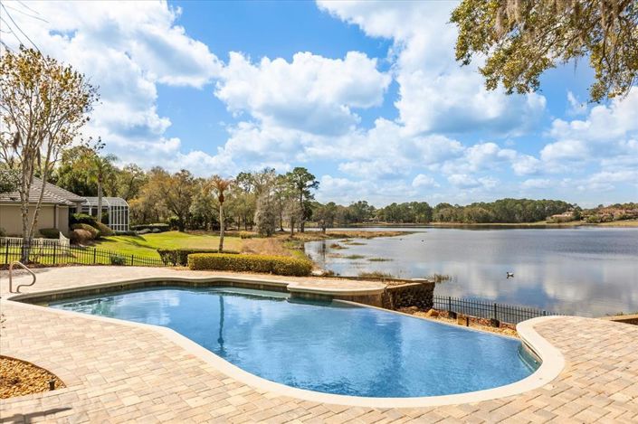 Image No.35-4 Bed House for sale