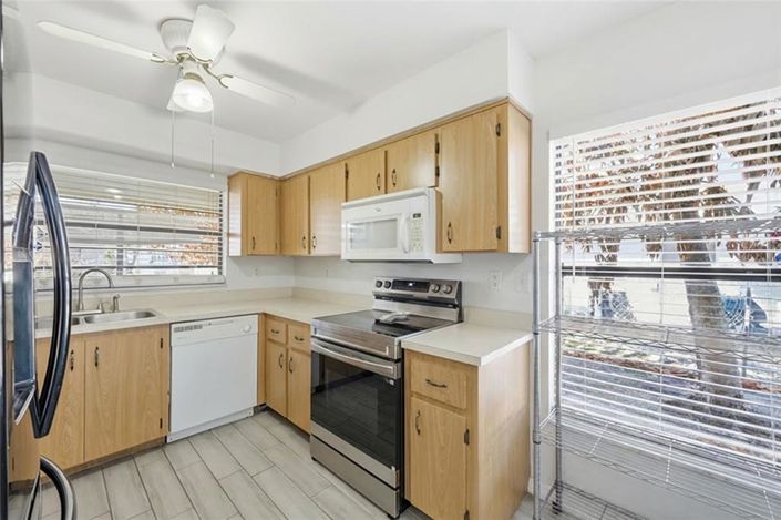 Image No.20-2 Bed House for sale