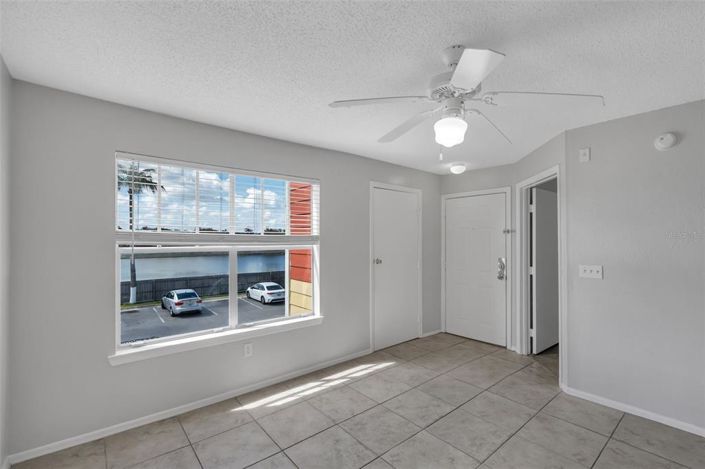 Image No.3-1 Bed Apartment for sale