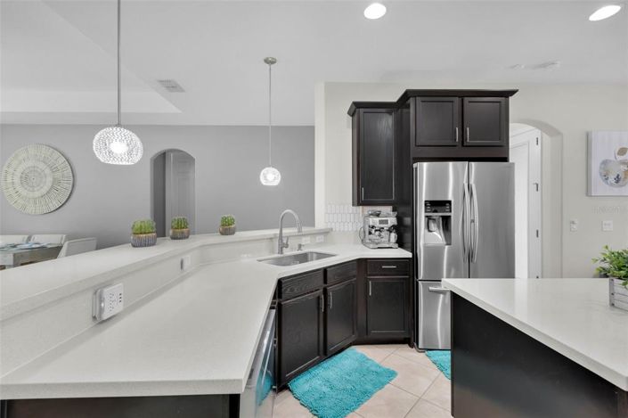 Image No.17-5 Bed House for sale