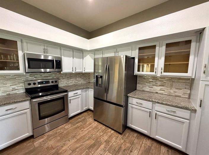 Image No.12-4 Bed House for sale