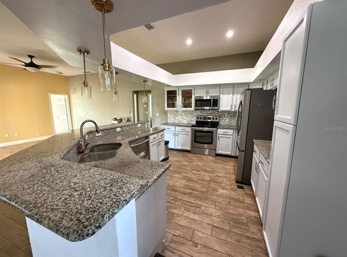 Image No.9-4 Bed House for sale