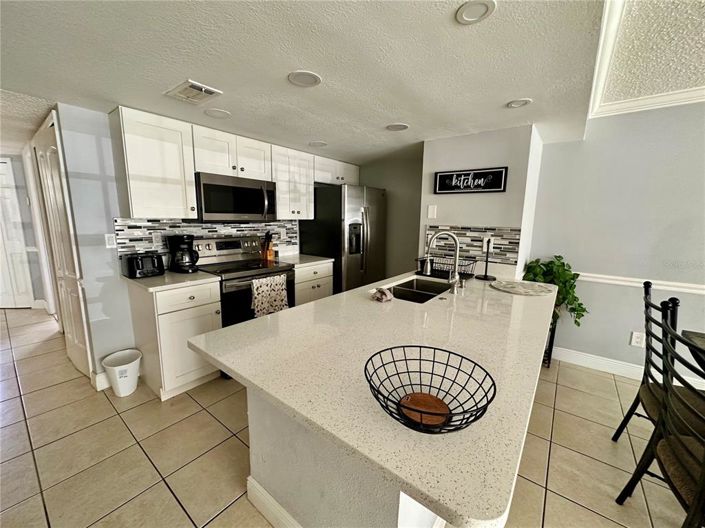 Image No.23-3 Bed Apartment for sale