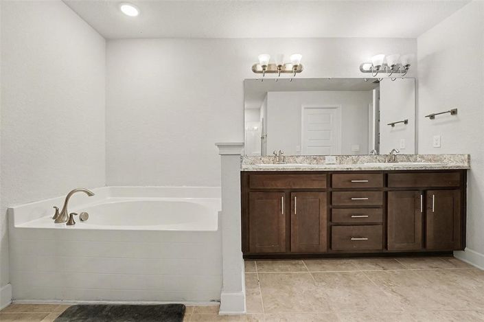 Image No.15-Maison de 4 chambres à vendre à Saint John