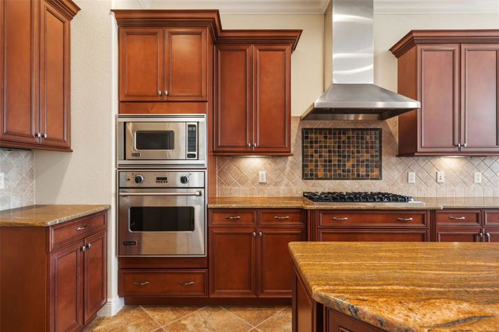 Image No.18-4 Bed House for sale