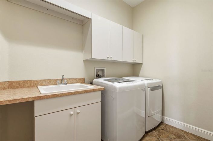 Image No.32-4 Bed House for sale