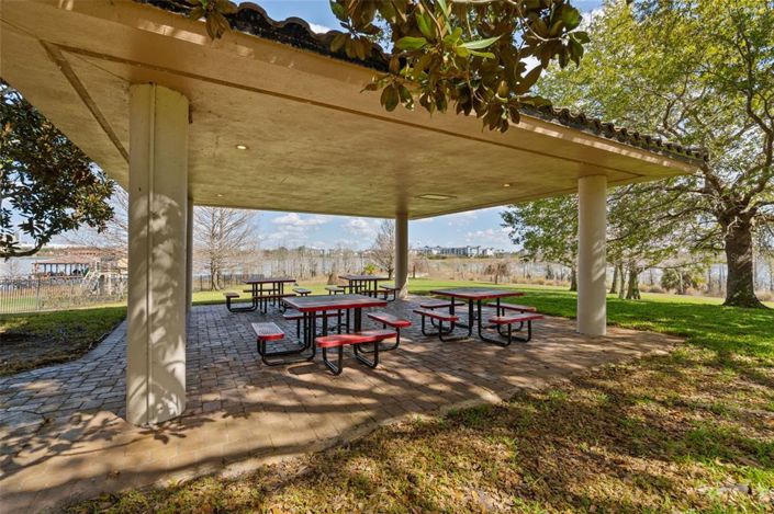 Image No.45-4 Bed House for sale