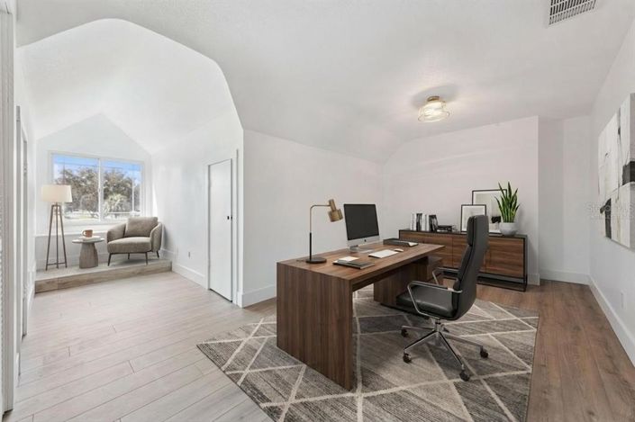 Image No.23-5 Bed House for sale