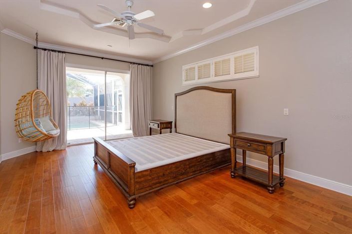 Image No.16-4 Bed House for sale