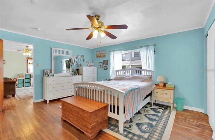 Image No.17-4 Bed House for sale