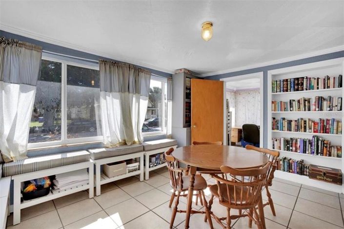 Image No.19-4 Bed House for sale