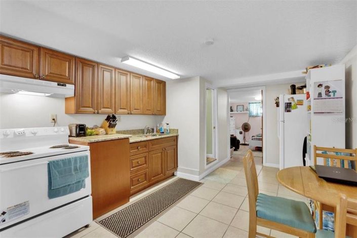 Image No.4-4 Bed House for sale