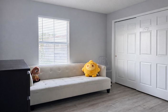 Image No.16-4 Bed House for sale