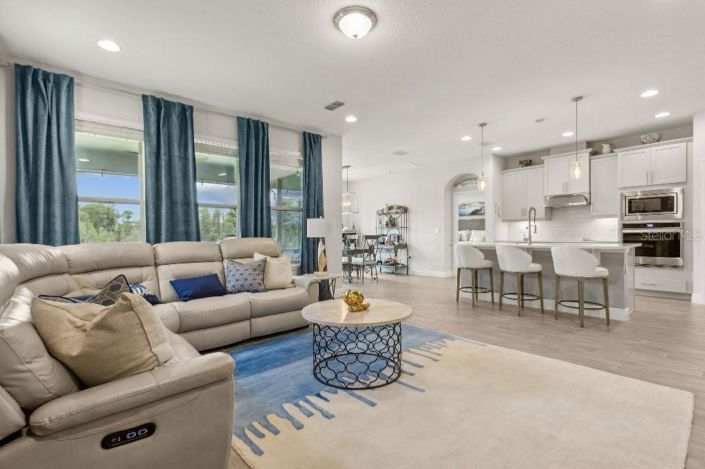 Image No.12-4 Bed House for sale