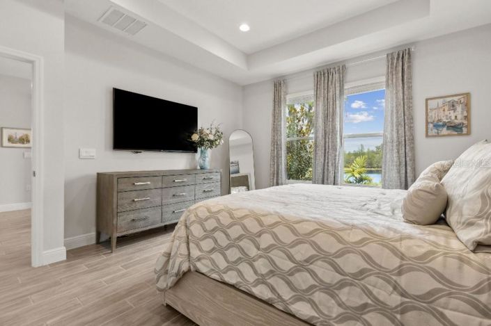 Image No.21-4 Bed House for sale