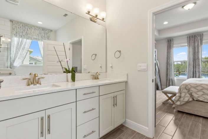 Image No.22-4 Bed House for sale