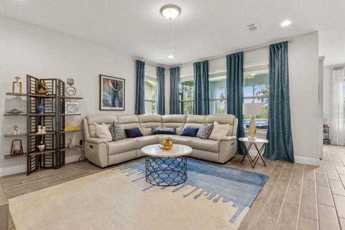 Image No.9-4 Bed House for sale