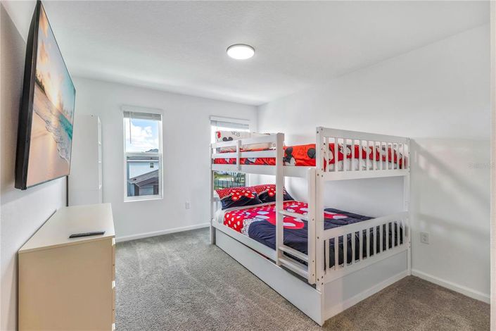 Image No.13-5 Bed Townhouse for sale