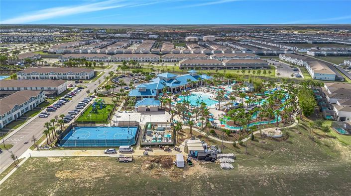 Image No.30-5 Bed Townhouse for sale