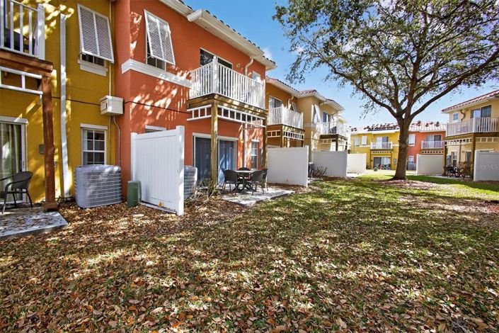 Image No.27-3 Bed Townhouse for sale