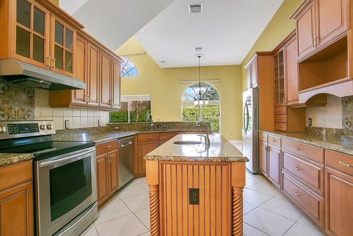 Image No.10-4 Bed House for sale