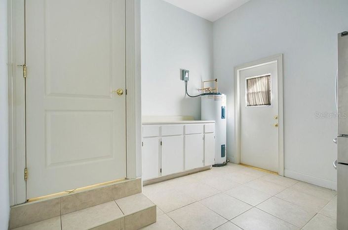 Image No.37-4 Bed House for sale