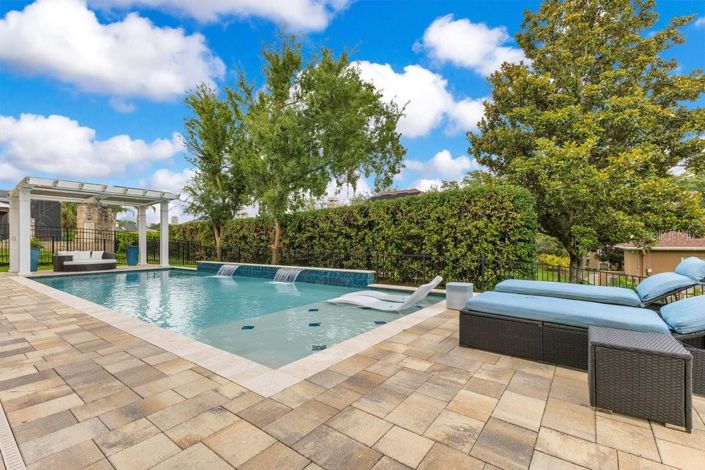 Image No.43-4 Bed House for sale