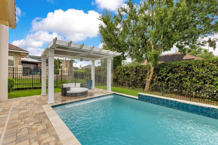 Image No.45-4 Bed House for sale