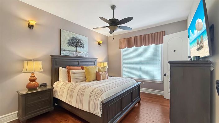 Image No.48-5 Bed House for sale