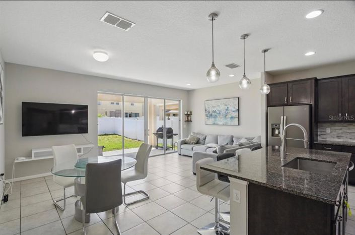 Image No.14-3 Bed House for sale