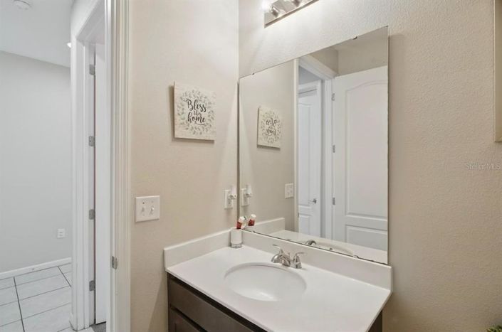 Image No.16-3 Bed House for sale