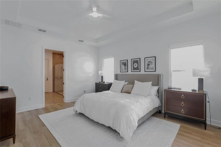 Image No.10-5 Bed House for sale