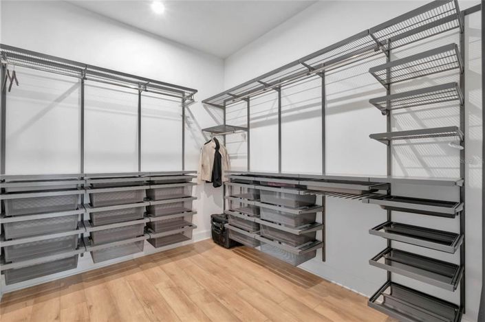 Image No.14-5 Bed House for sale