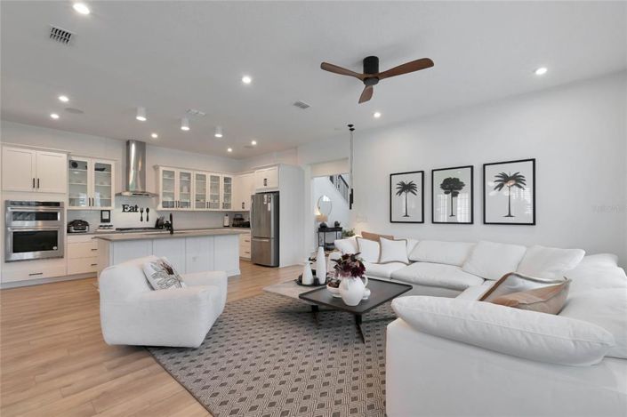 Image No.7-5 Bed House for sale