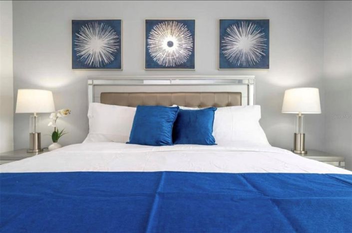 Image No.16-4 Bed Townhouse for sale