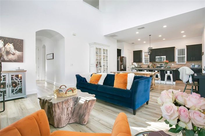 Image No.10-4 Bed House for sale